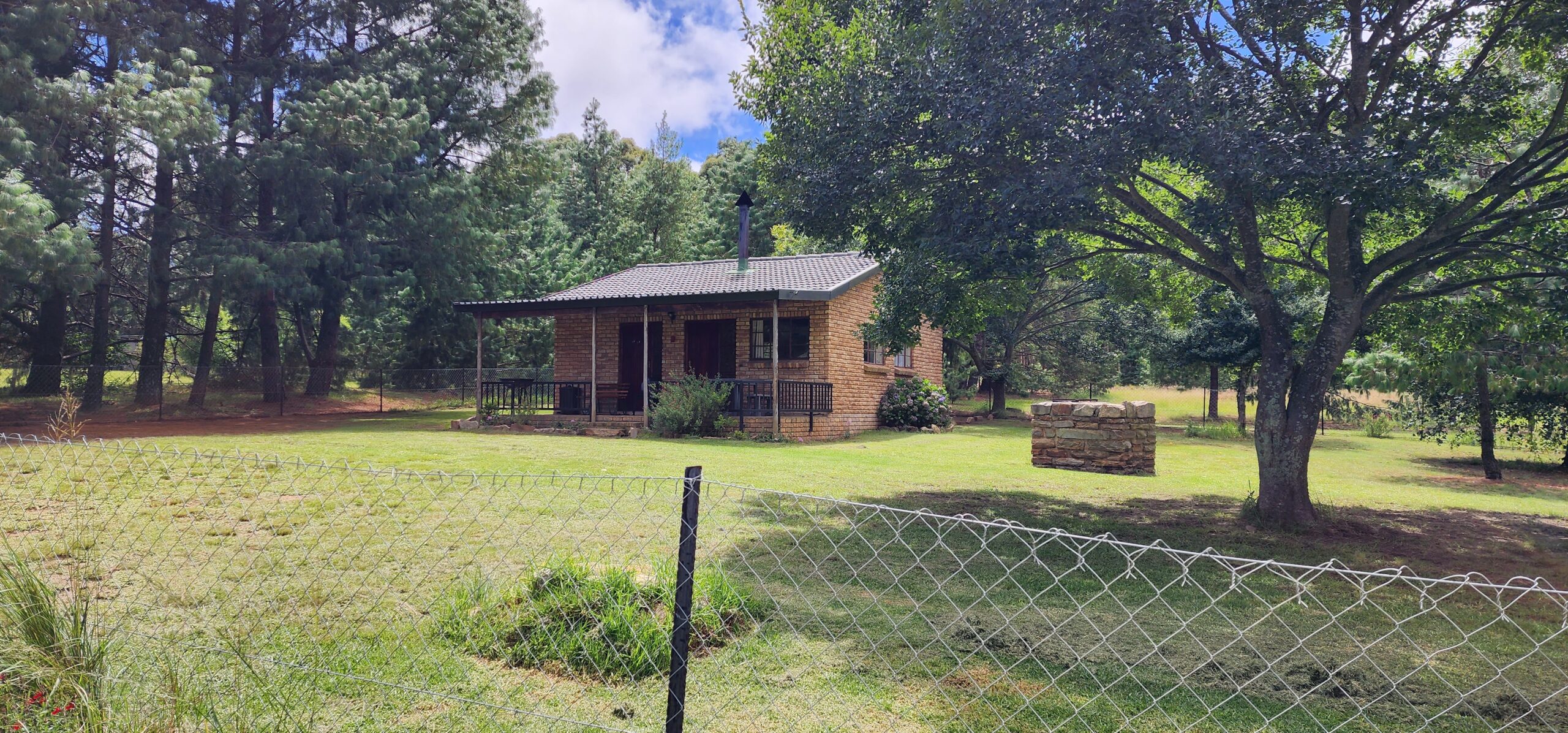 Pet-friendly accommodation in Dullstroom